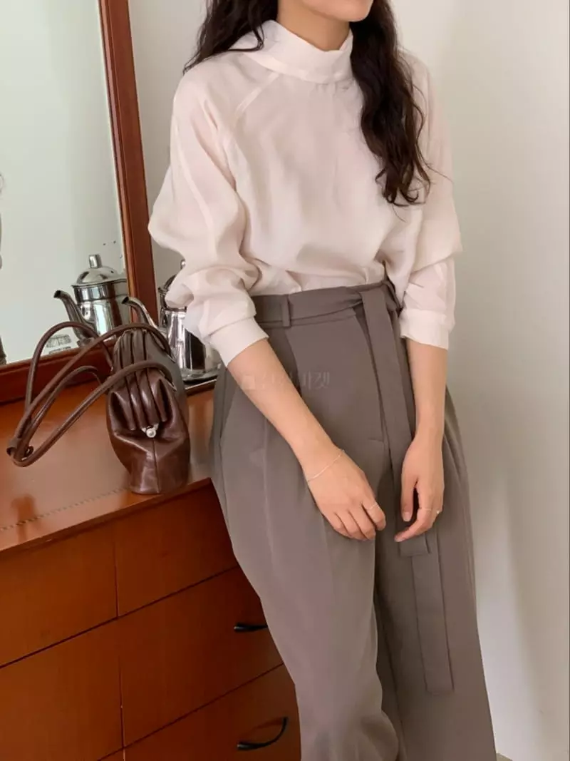 Renouveau - Korean Women Fashion - #momslook - Ria Blouse - 5