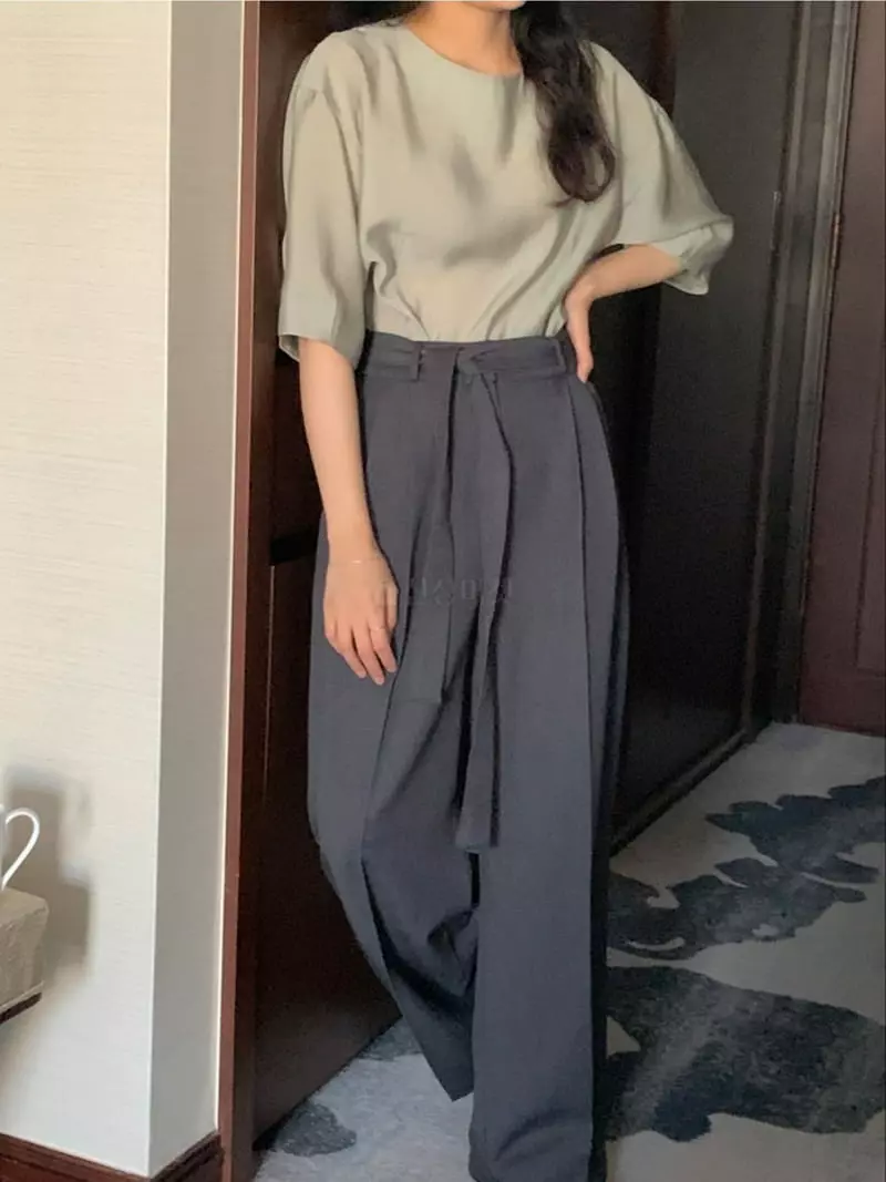 Renouveau - Korean Women Fashion - #vintageinspired - Circle Blouse - 2