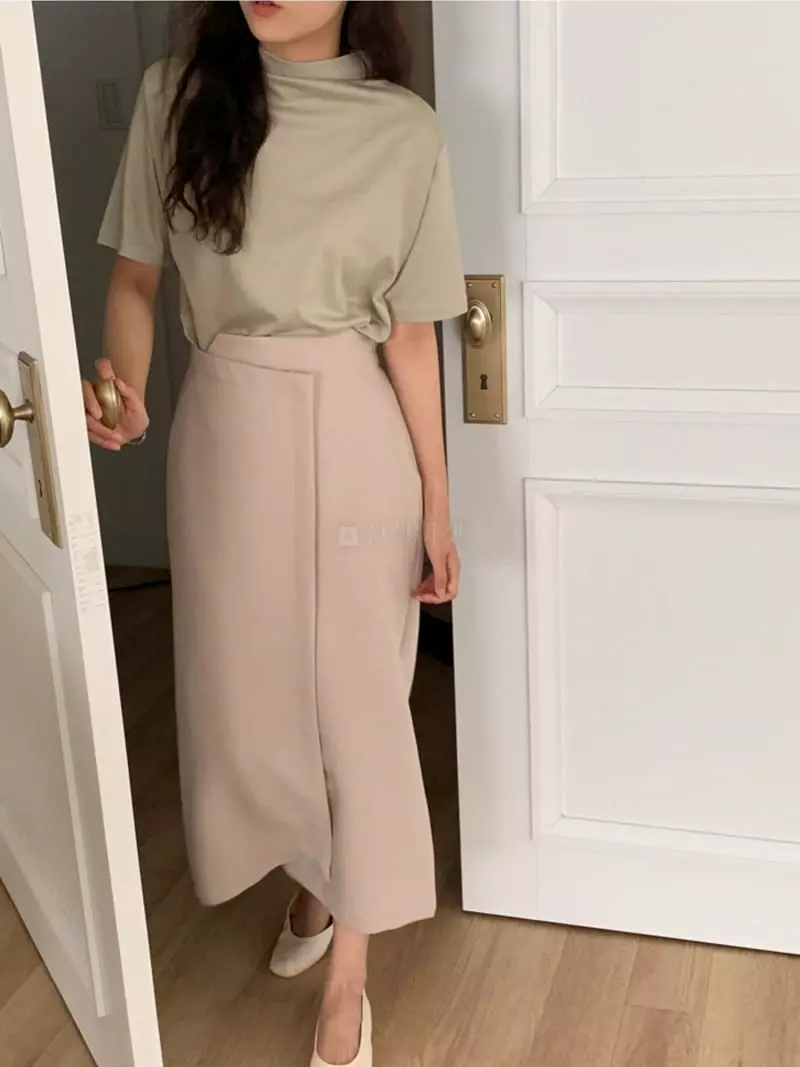 Renouveau - Korean Women Fashion - #womensfashion - Silket High Neck Tee