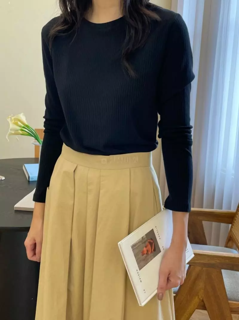 Reve - Korean Women Fashion - #momslook - Loco Rin Tee - 3