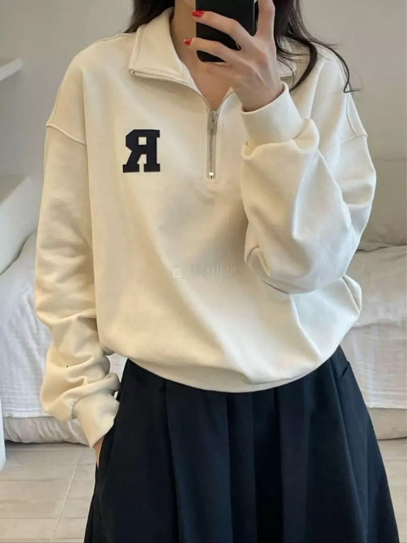 Reve - Korean Women Fashion - #momslook - Patch Sweatshirt - 4