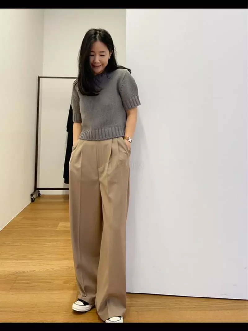 Reve - Korean Women Fashion - #womensfashion - Two Tuck Banding Pants - 5