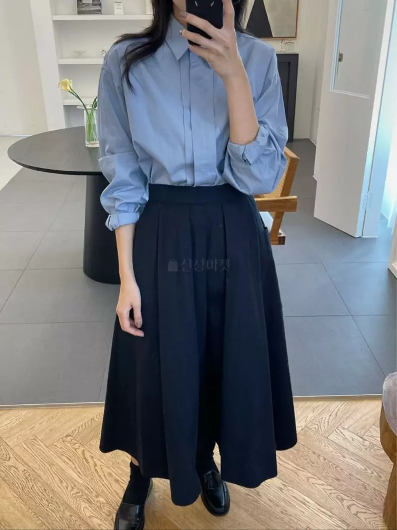 Reve - Korean Women Fashion - #womensfashion - Button Pocket Skirt - 3