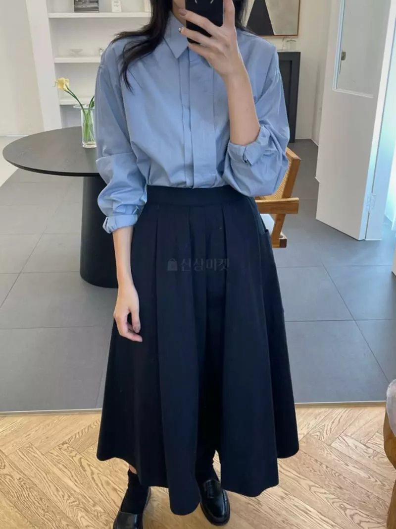Reve - Korean Women Fashion - #womensfashion - Button Pintuck Skirt - 2