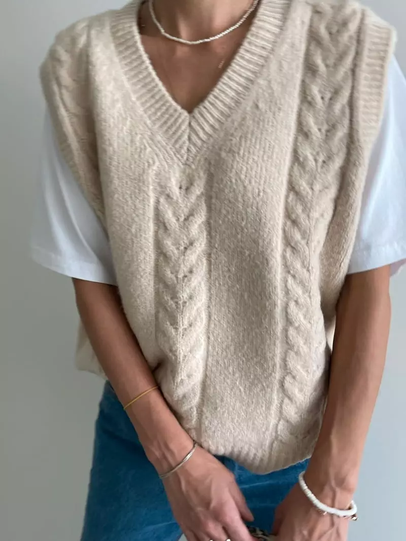 Ripple - Korean Women Fashion - #momslook - Boa Vest - 9