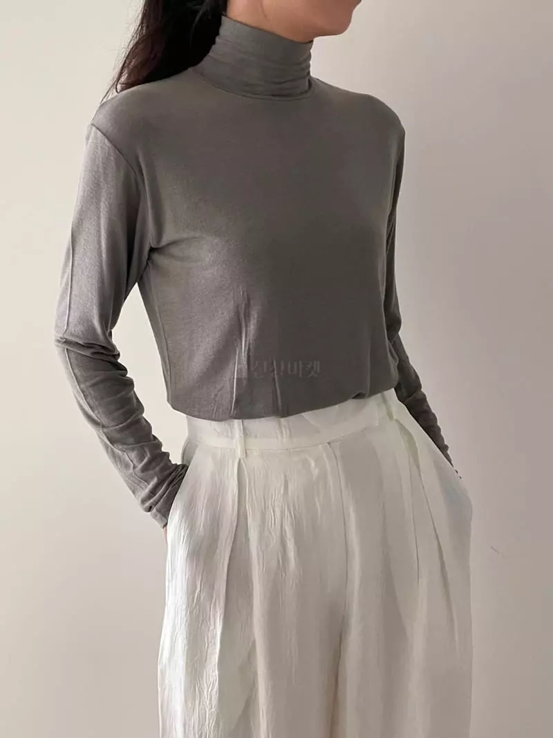 Ripple - Korean Women Fashion - #vintagekidsstyle - Lala Turtleneck Tee - 2
