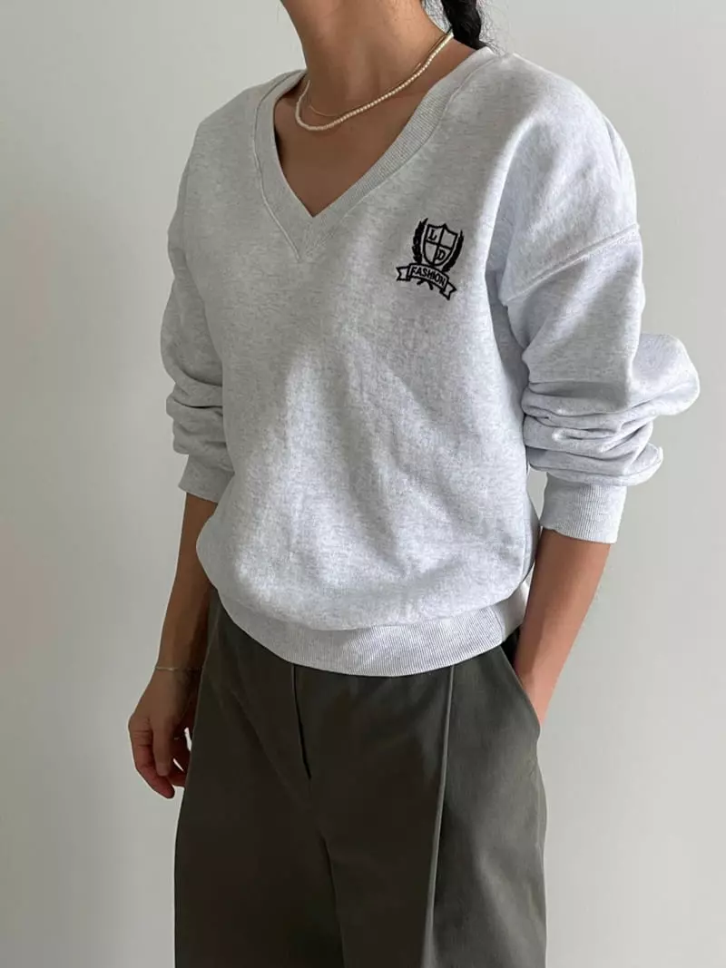 Ripple - Korean Women Fashion - #womensfashion - Noa Embroidery Sweatshirt - 8