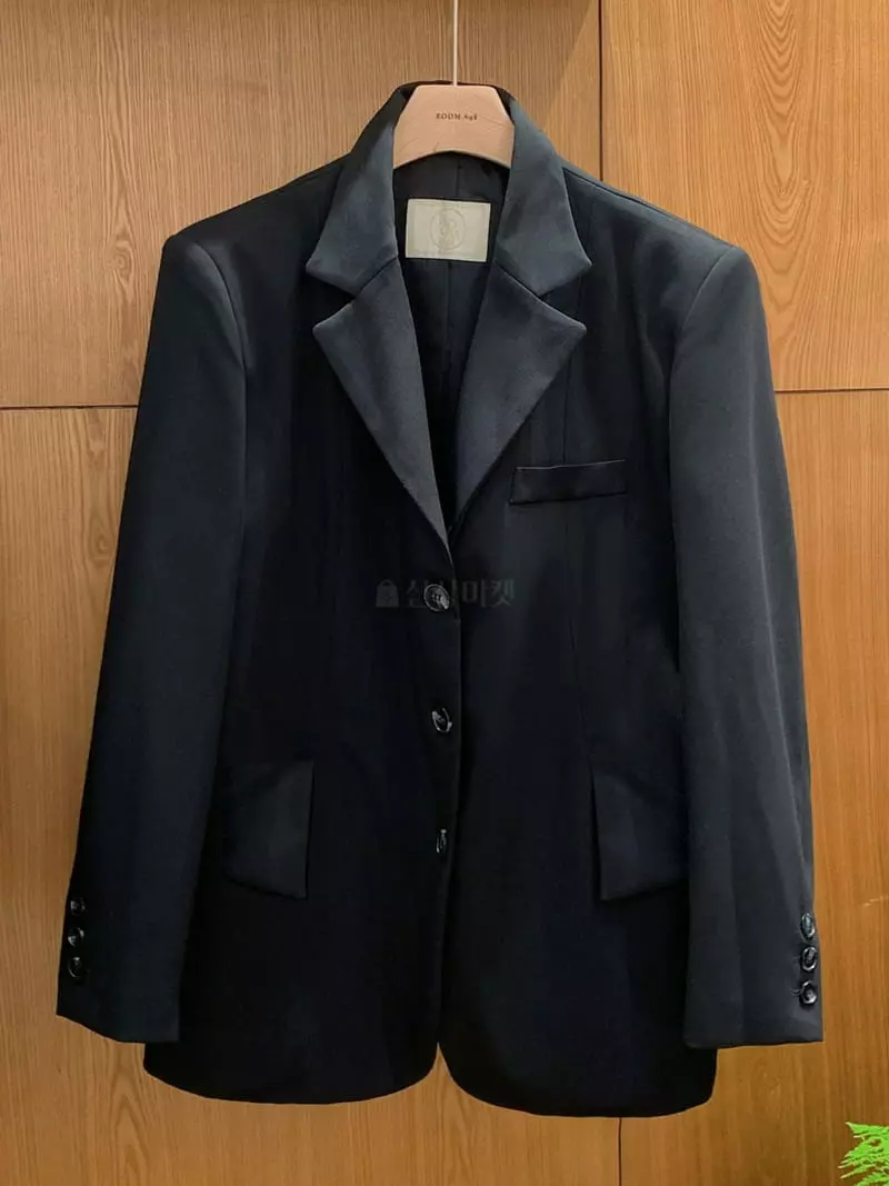 Room698 - Korean Women Fashion - #momslook - Side Up Overfit Jacket - 4