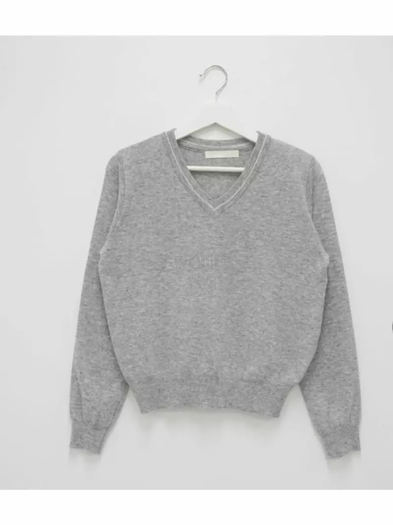 Room698 - Korean Women Fashion - #momslook - V Knit Tee - 11