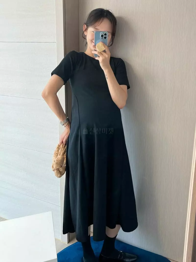 Room698 - Korean Women Fashion - #momslook - Line One-piece Set