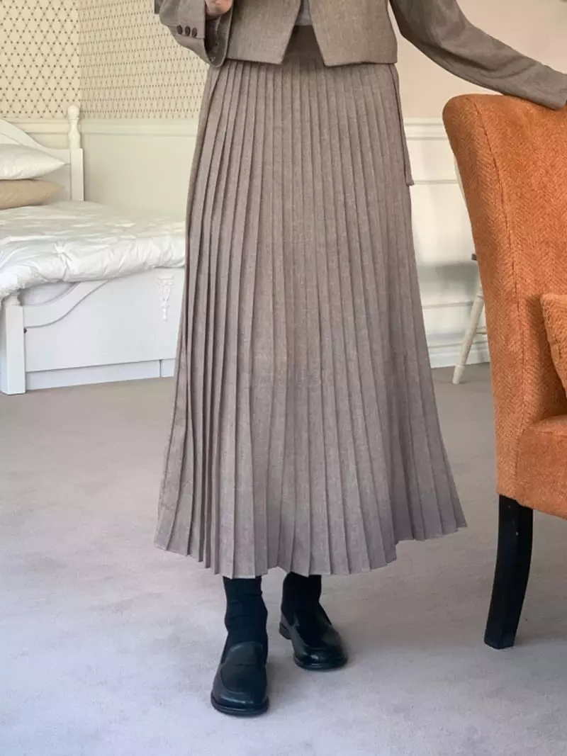 Room698 - Korean Women Fashion - #momslook - Classic Wrinkle Skirt - 4