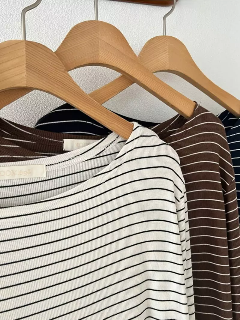 Room698 - Korean Women Fashion - #momslook - Lip Neck Stripes Tee - 4