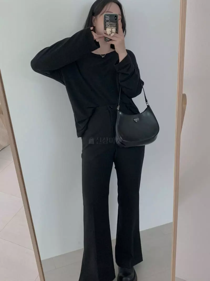 Room698 - Korean Women Fashion - #womensfashion - Long Sleeves U Neck Tee - 10