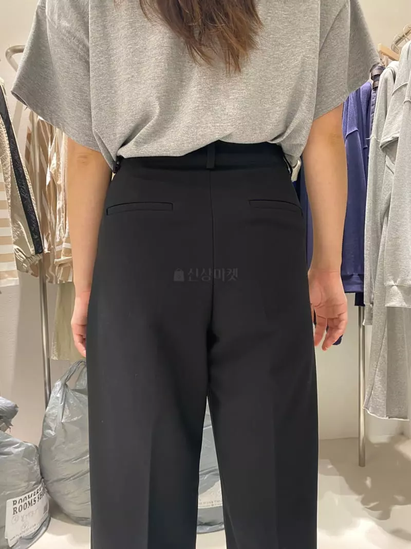 Rooms shop - Korean Women Fashion - #momslook - Fandom Pants - 12