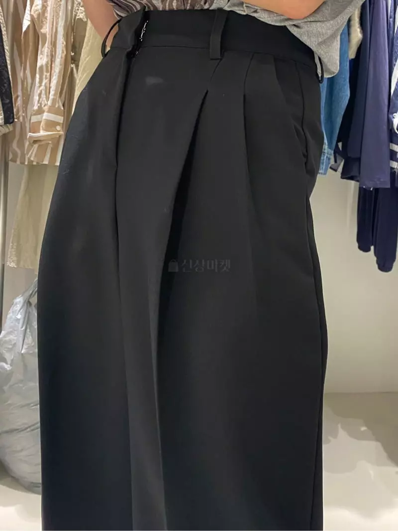 Rooms shop - Korean Women Fashion - #momslook - Fandom Pants - 8