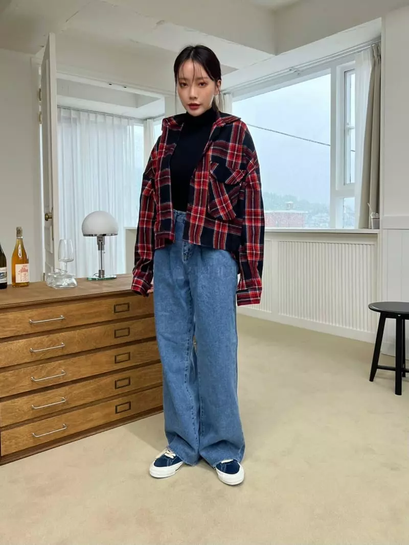 Rooms shop - Korean Women Fashion - #momslook - Crop Check Shirt - 9
