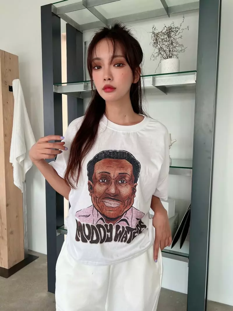Rooms shop - Korean Women Fashion - #momslook - Muddy Tee - 5
