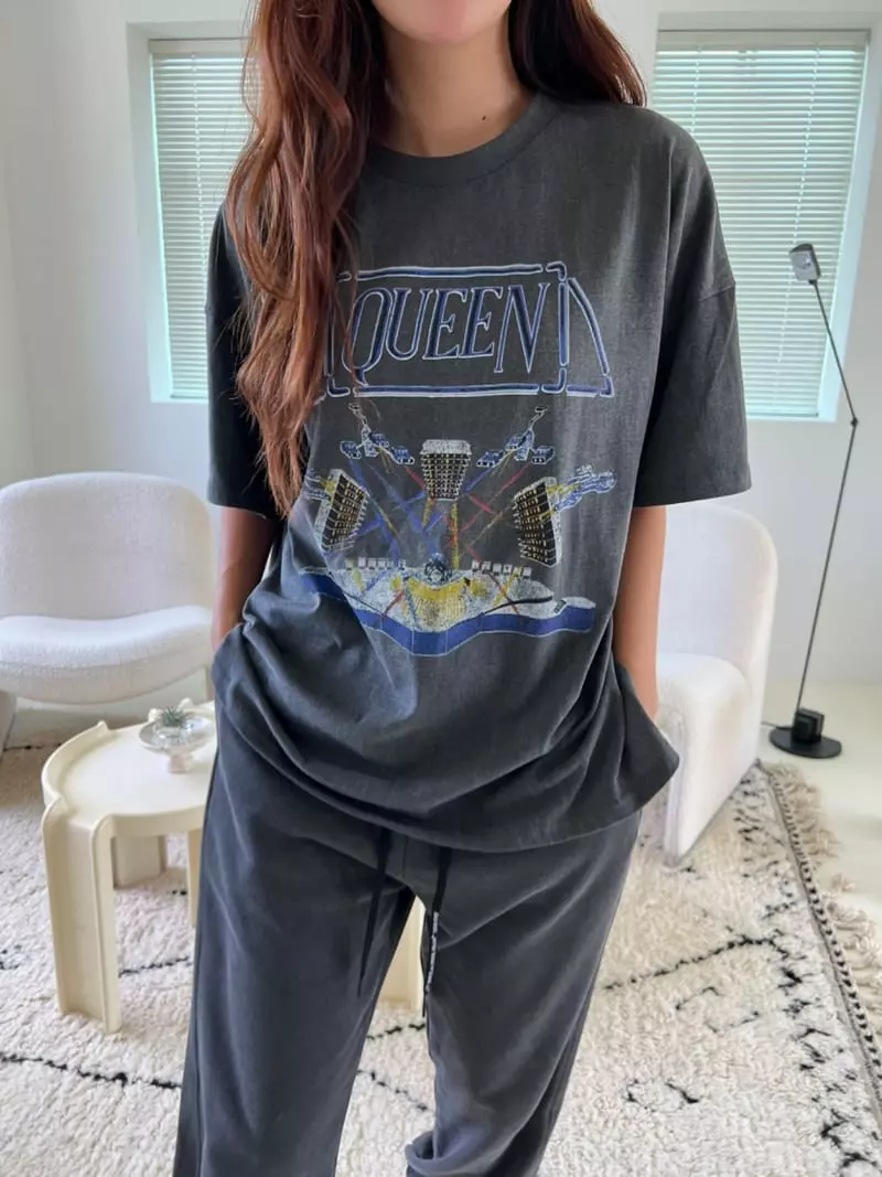 Rooms shop - Korean Women Fashion - #pursuepretty - Gwantu Tee - 3
