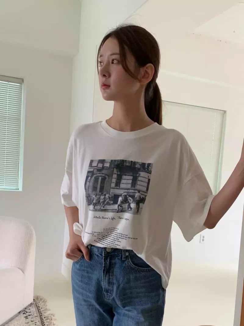 Rooms shop - Korean Women Fashion - #pursuepretty - Photo Tee - 4