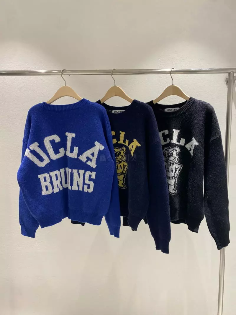 Rooms shop - Korean Women Fashion - #restrostyle - Bear Knit Tee - 2