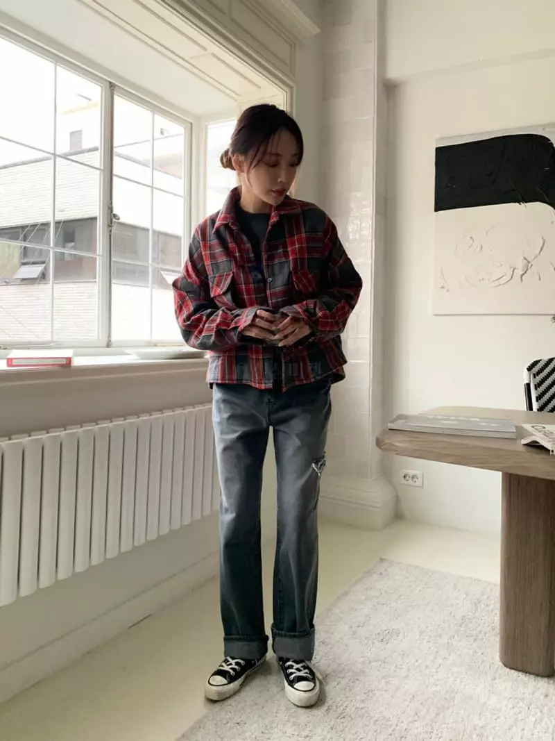 Rooms shop - Korean Women Fashion - #romanticstyle - Crop Check Shirt