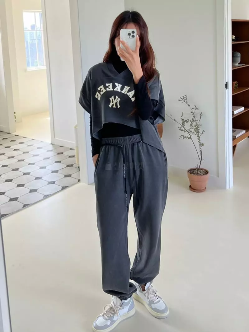 Rooms shop - Korean Women Fashion - #thelittlethings - Patch Vest - 6