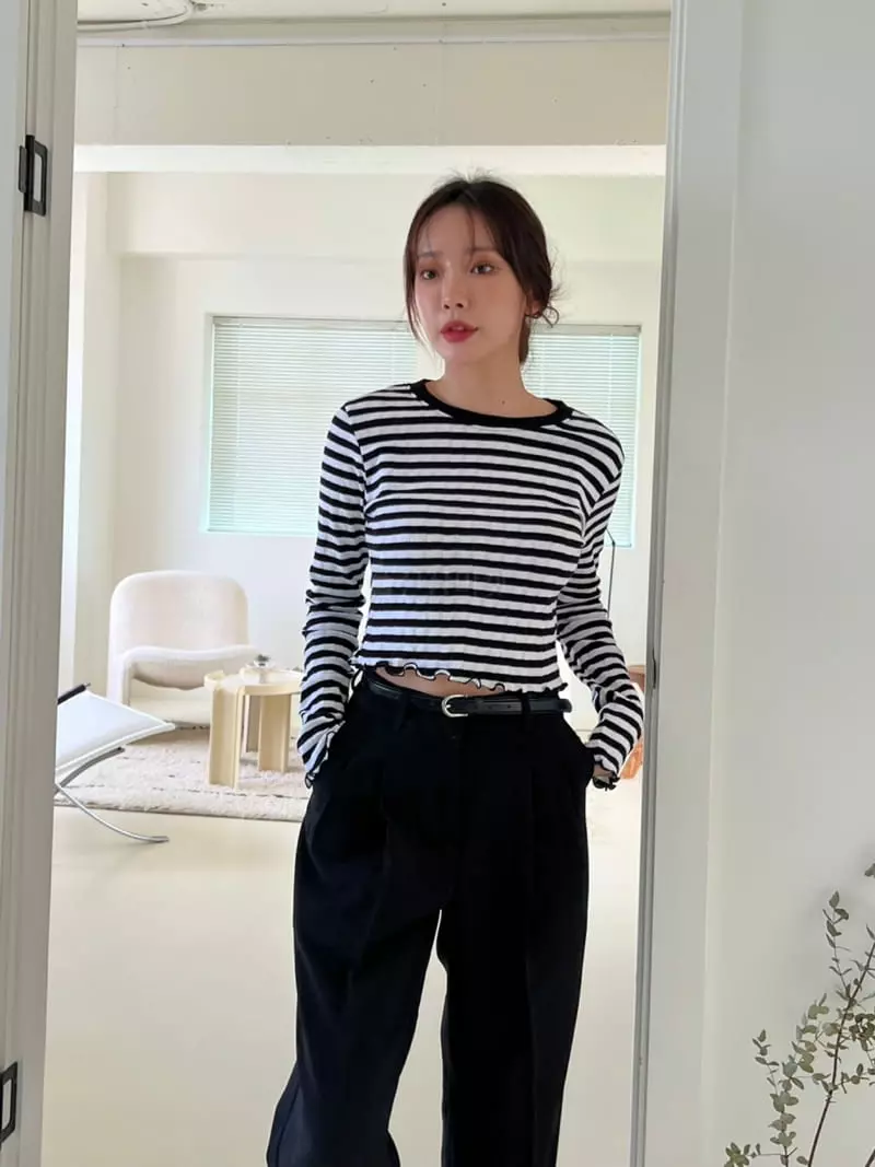 Rooms shop - Korean Women Fashion - #womensfashion - Fring Tee - 11