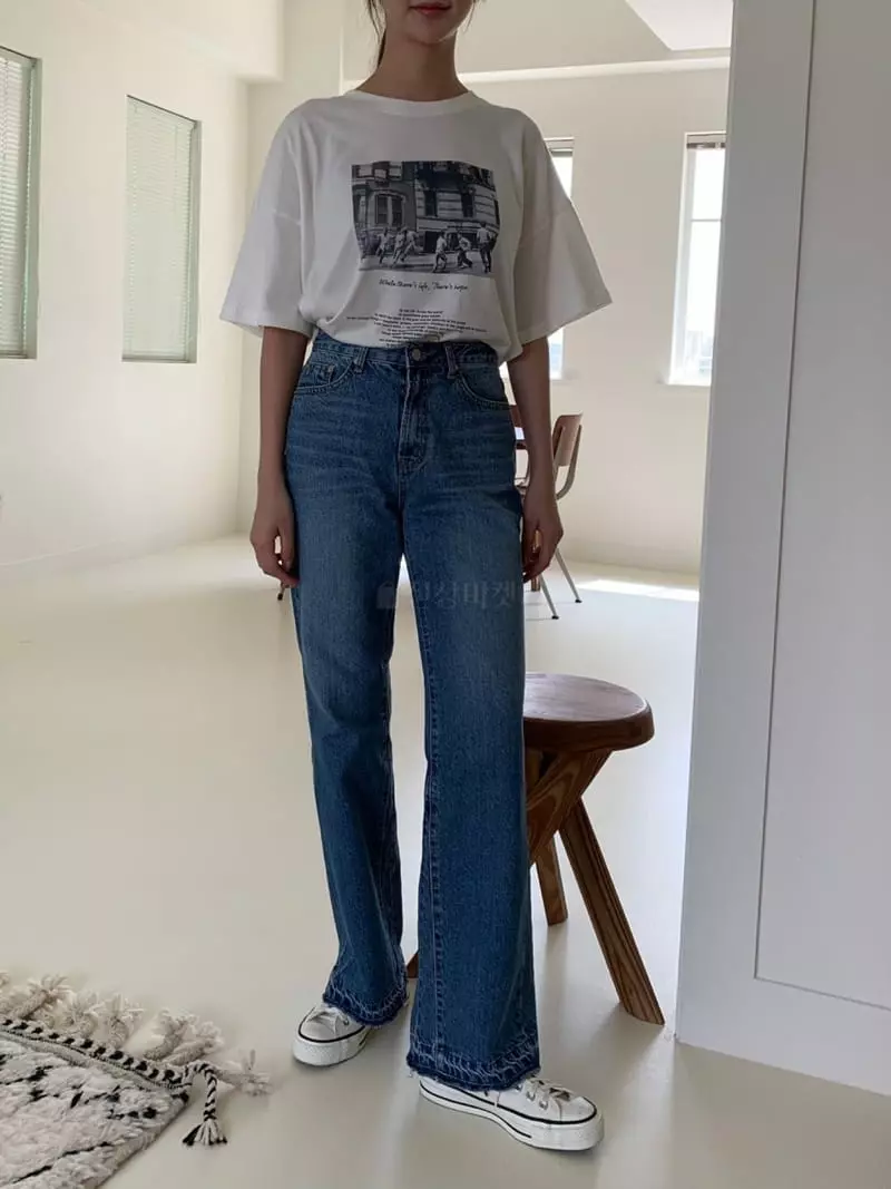 Rooms shop - Korean Women Fashion - #womensfashion - Photo Tee - 10