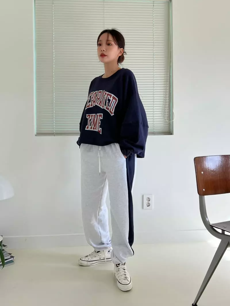 Rooms shop - Korean Women Fashion - #womensfashion - Time Sweatshirt - 7