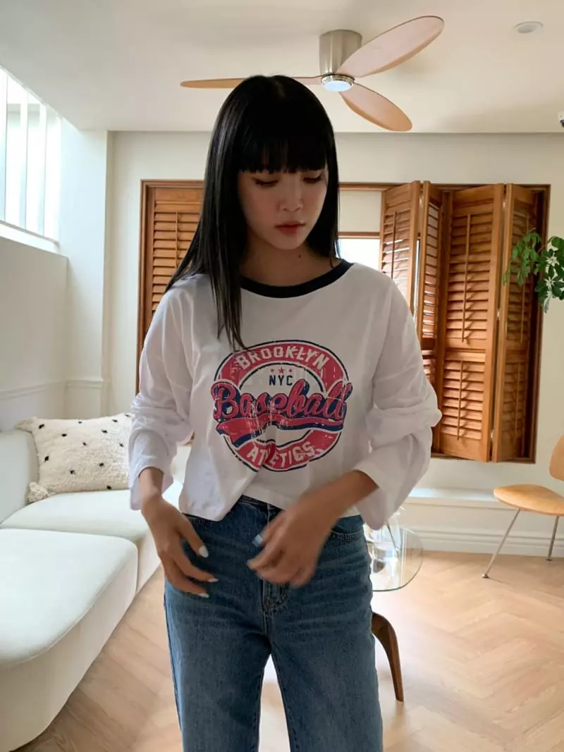 Rooms shop - Korean Women Fashion - #womensfashion - Baseball Tee - 3