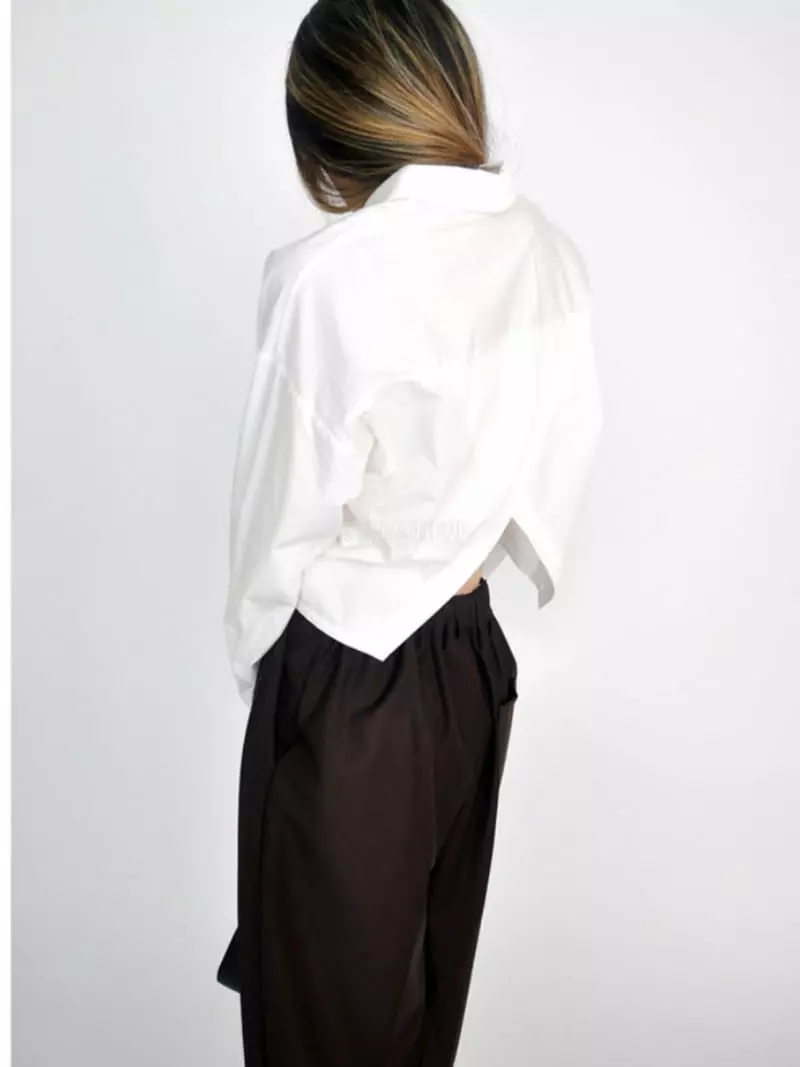 Rooof - Korean Women Fashion - #momslook - Initial Crop Shirt - 9