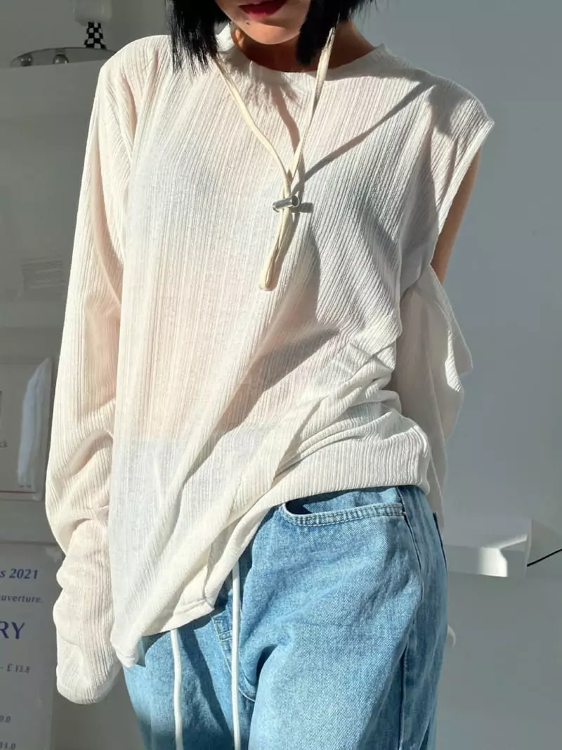 Rooof - Korean Women Fashion - #momslook - Shoulder Slit Tee - 2
