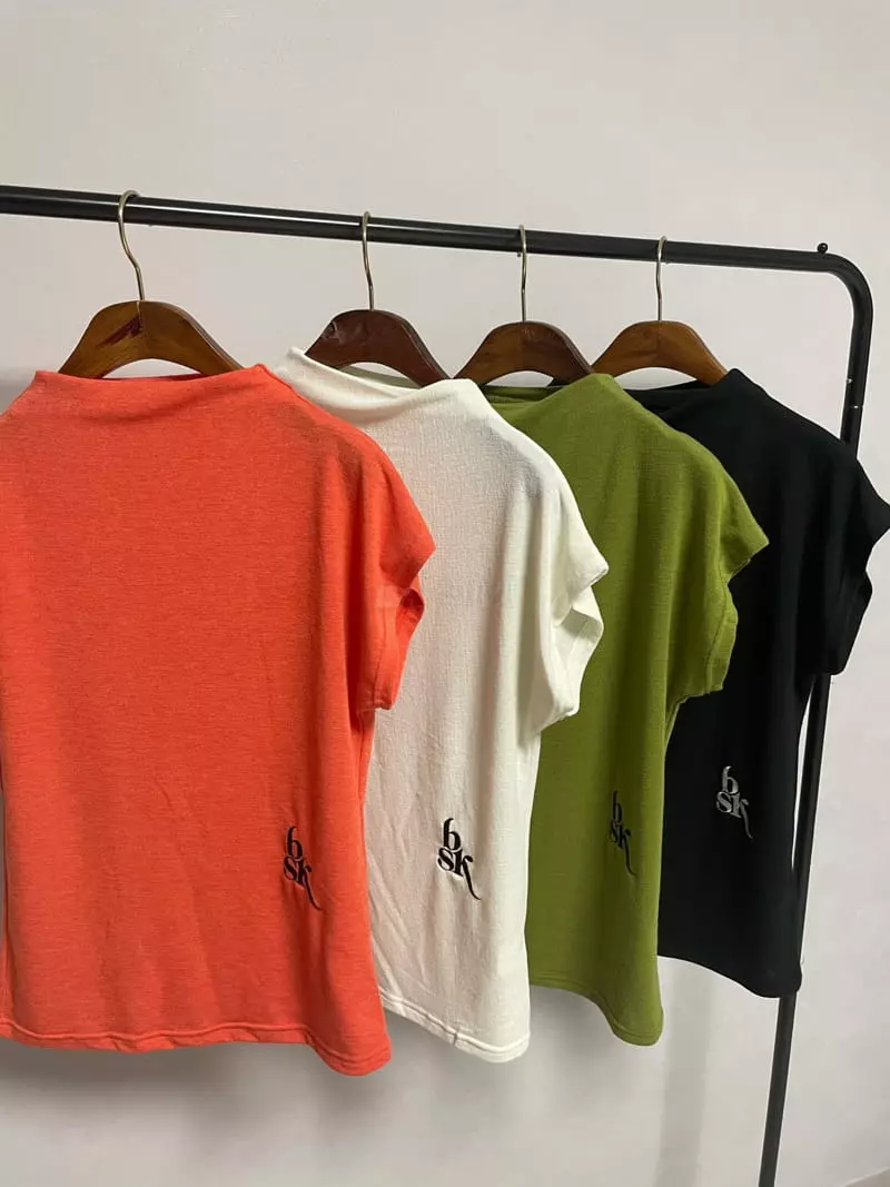 Rooof - Korean Women Fashion - #momslook - Alpabet Turtleneck Tee - 11