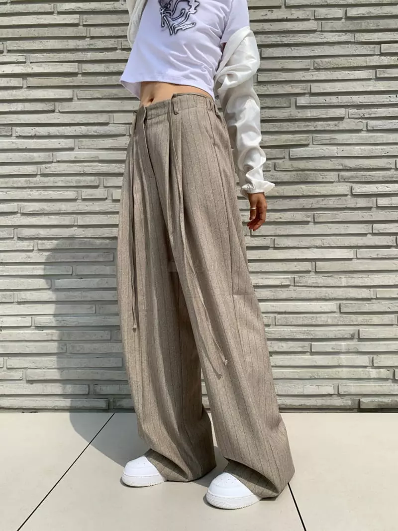 Rooof - Korean Women Fashion - #momslook - Strap Pants - 3