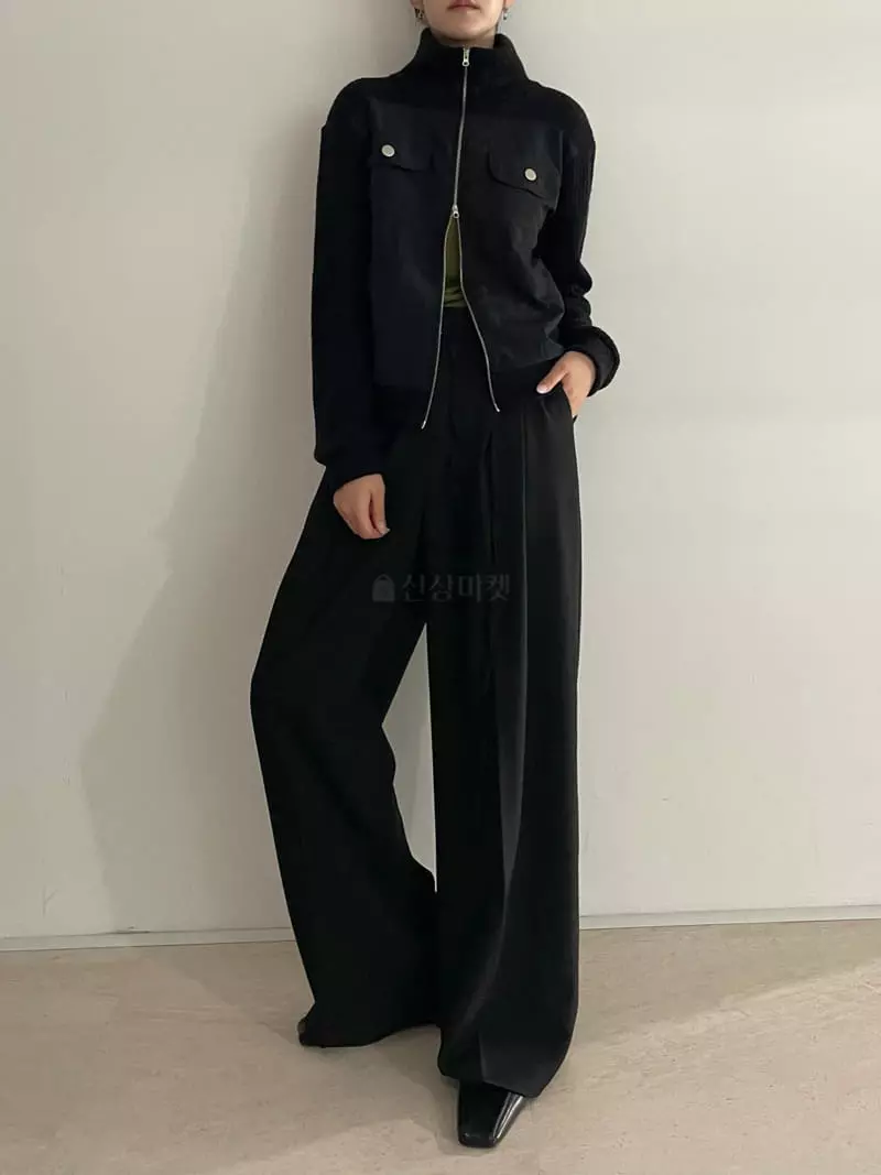 Rooof - Korean Women Fashion - #momslook - Solid Strap Pants - 8