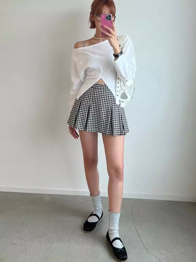 Rooof - Korean Women Fashion - #momslook - Hound Currot Pants - 11