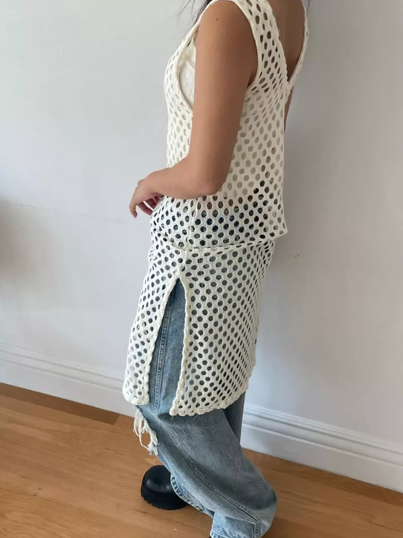 Rooof - Korean Women Fashion - #momslook - Punching Knit One-piece - 7