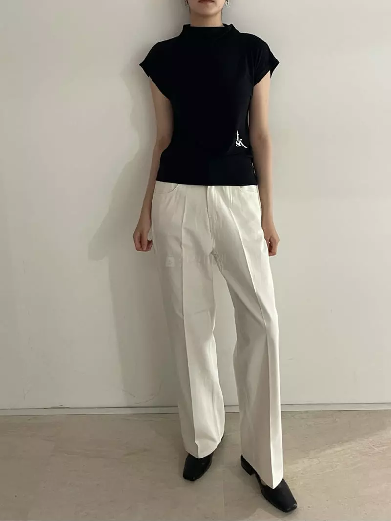 Rooof - Korean Women Fashion - #womensfashion - Alpabet Turtleneck Tee - 8