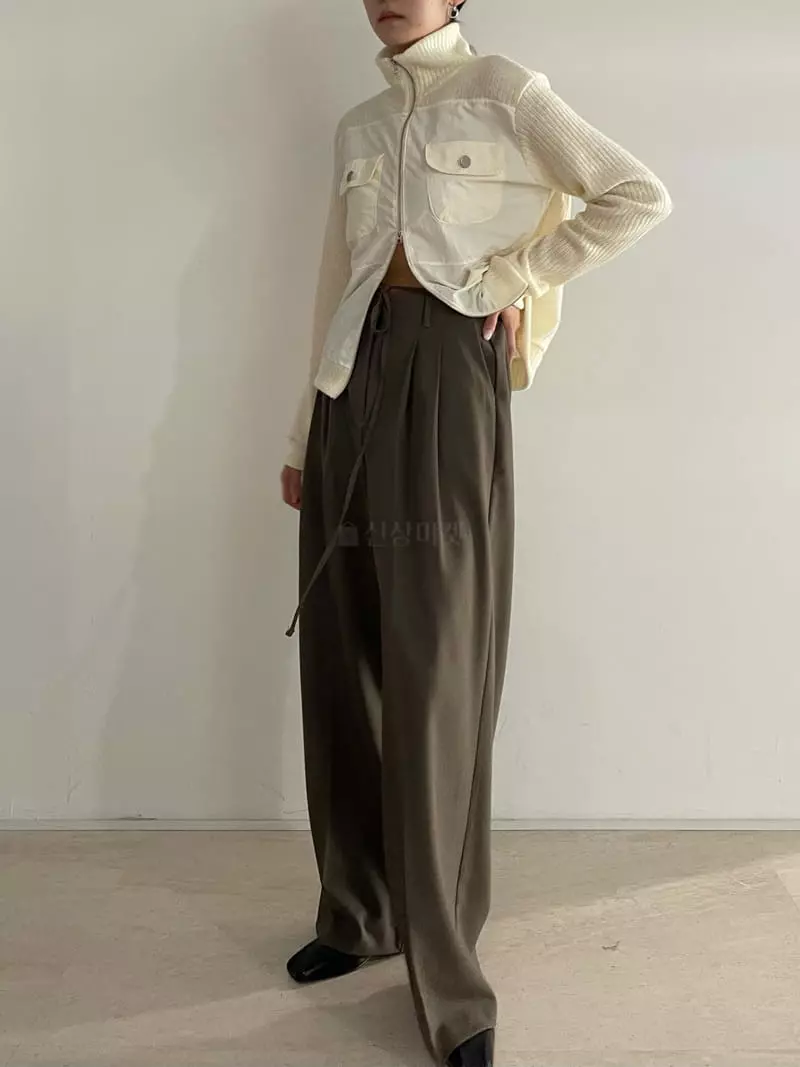 Rooof - Korean Women Fashion - #womensfashion - Solid Strap Pants - 3