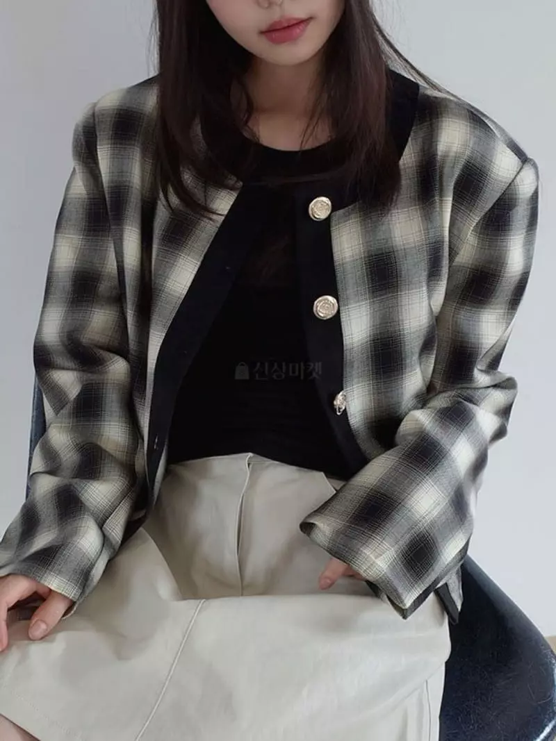 Rooof - Korean Women Fashion - #momslook - Vintage Check Jacket - 4