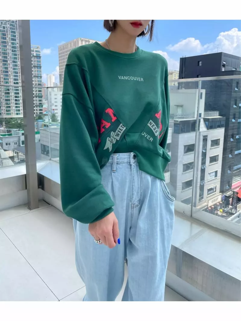 Ryon - Korean Women Fashion - #momslook - Slit Sweatshirt - 9