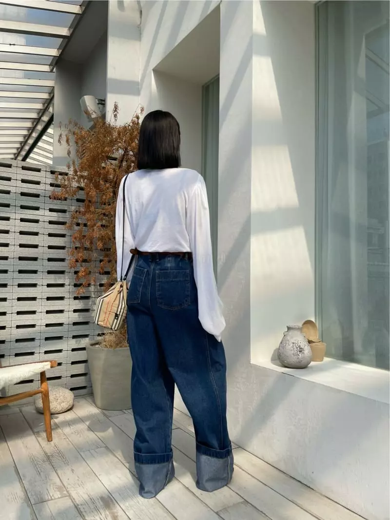 Ryon - Korean Women Fashion - #momslook - Roll Up Jeans - 5