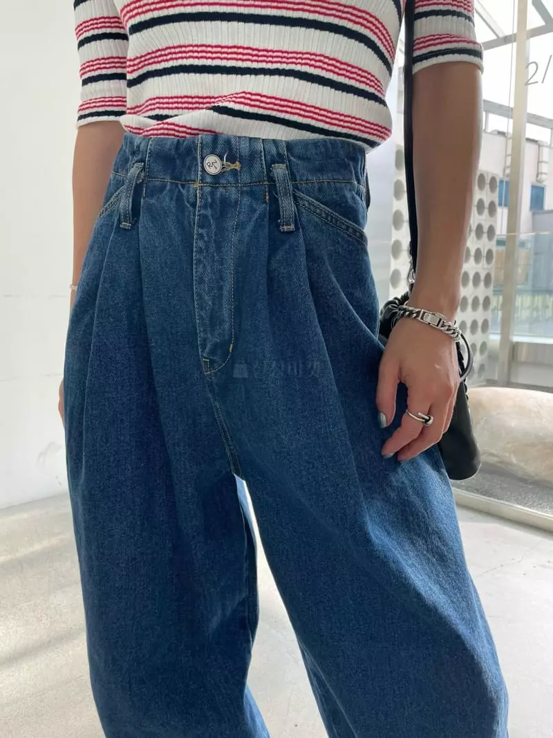 Ryon - Korean Women Fashion - #momslook - Roll Up Jeans - 7