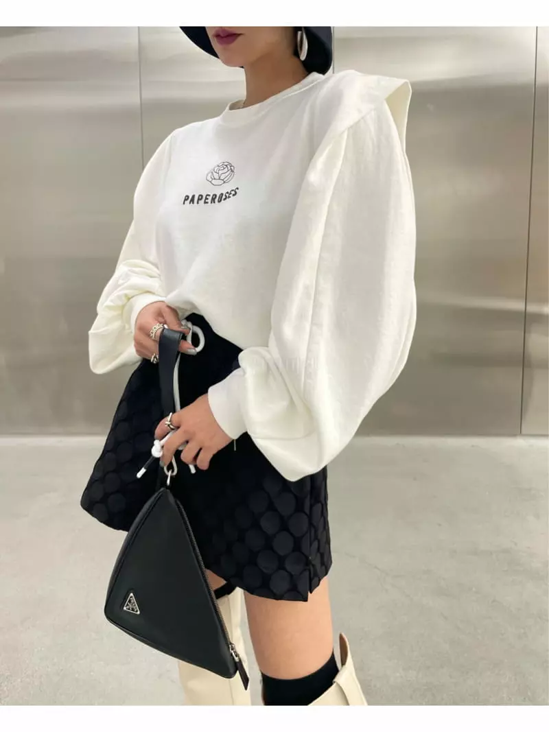 Ryon - Korean Women Fashion - #momslook - Rose Sweatshirt - 2