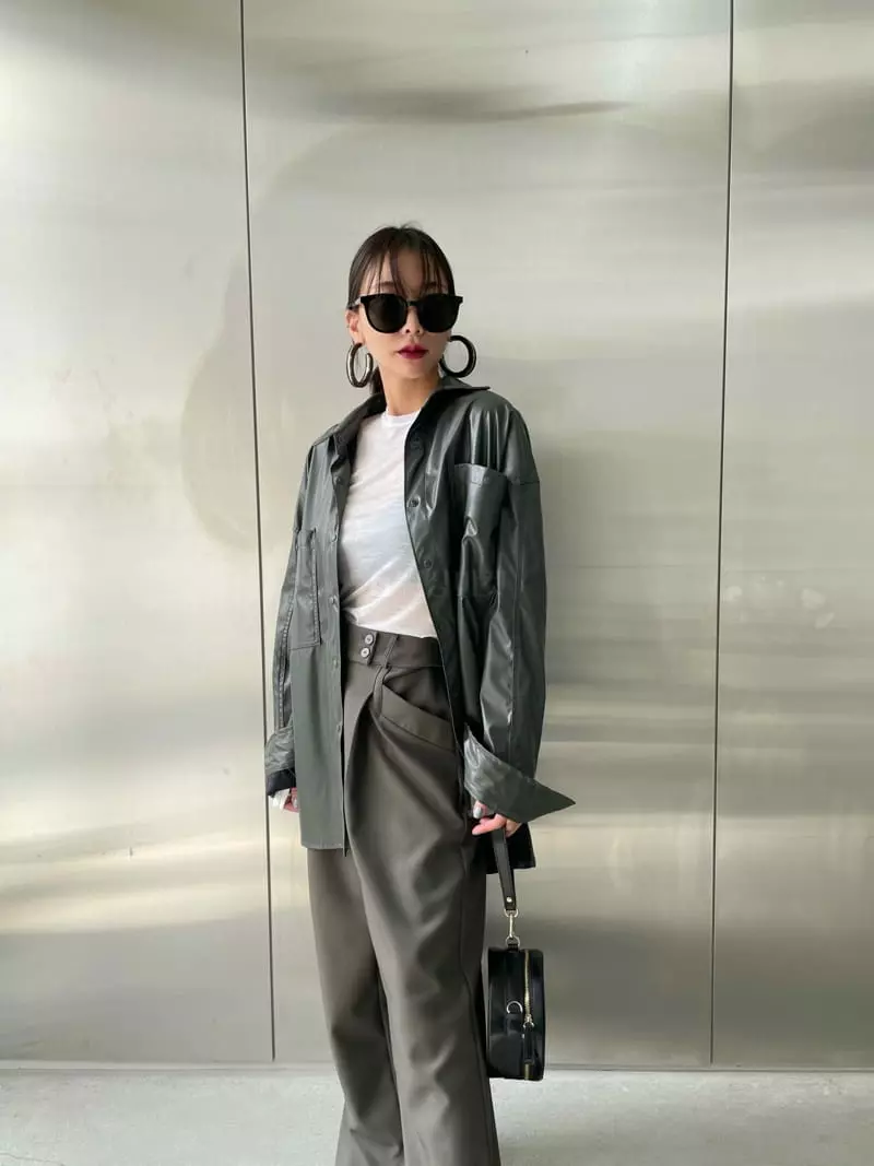 Ryon - Korean Women Fashion - #momslook - Leather Shirt - 6