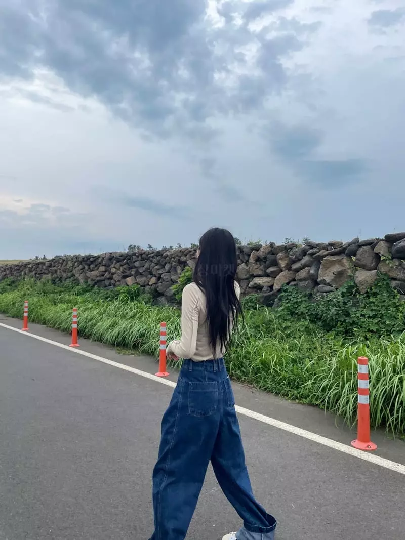 Ryon - Korean Women Fashion - #restrostyle - Deggi Tee - 11
