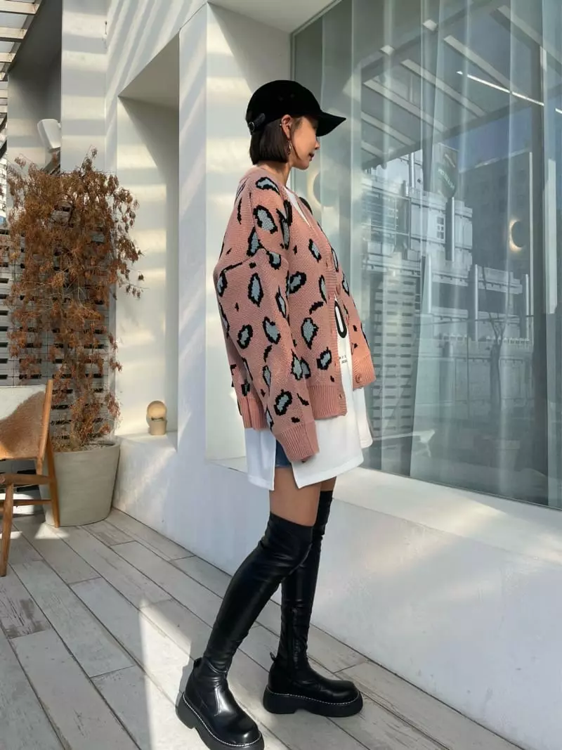 Ryon - Korean Women Fashion - #womensfashion - Leo V Cardigan - 8