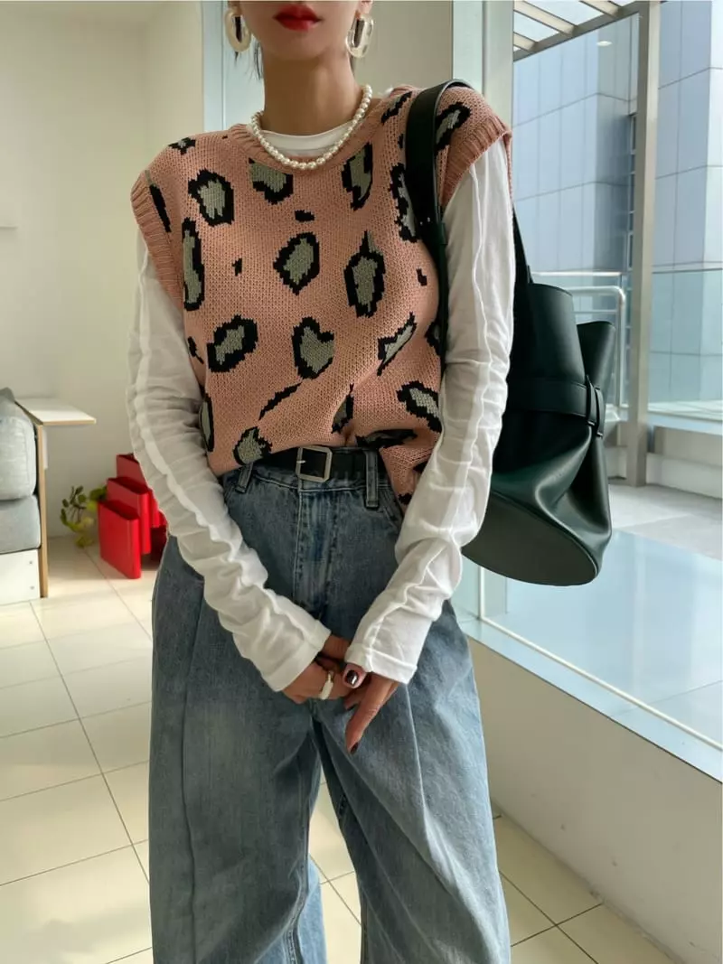 Ryon - Korean Women Fashion - #womensfashion - Leo R Vest - 3