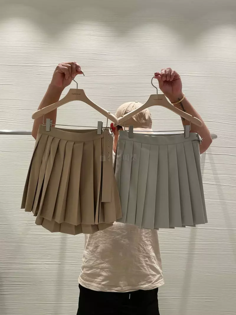 Sandalwood - Korean Women Fashion - #pursuepretty - Wrinkle Skirt - 7