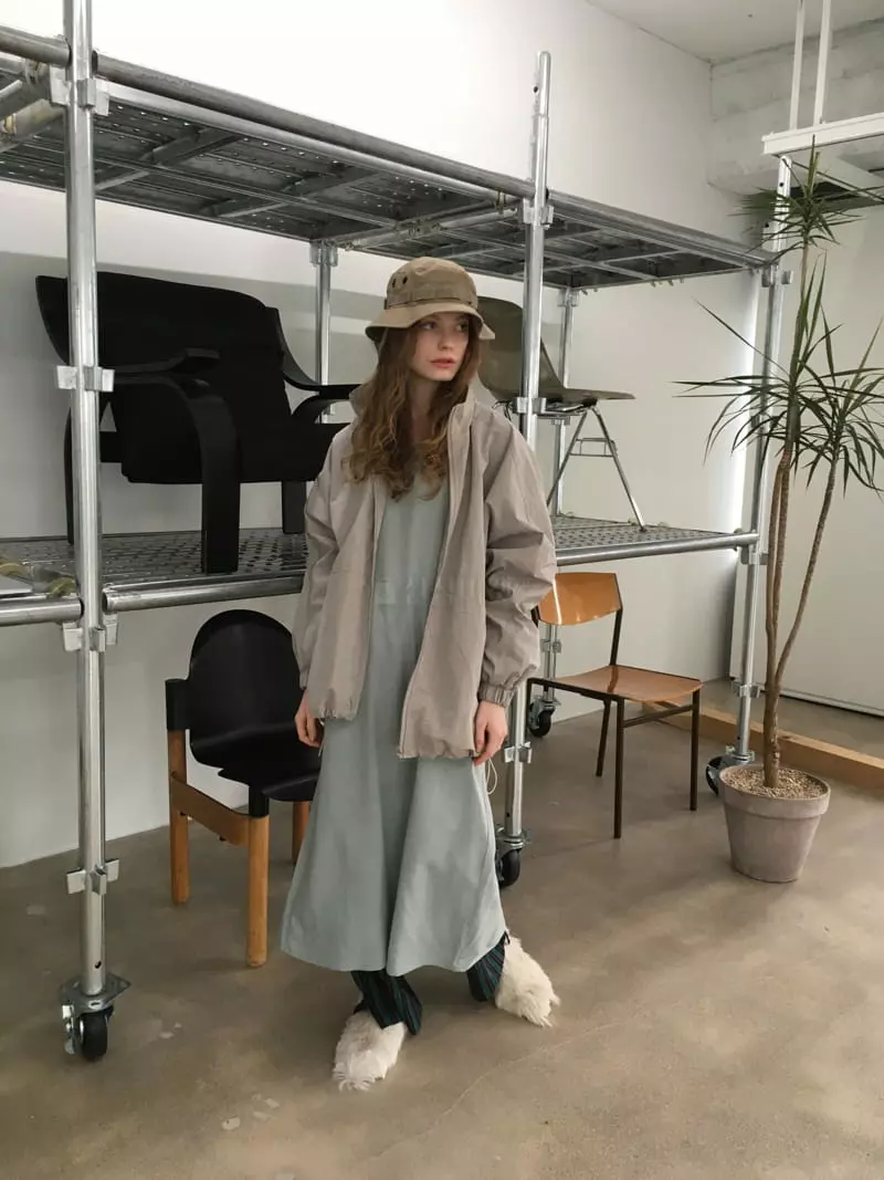Soapyroom - Korean Women Fashion - #momslook - Pess Windbreaker - 2